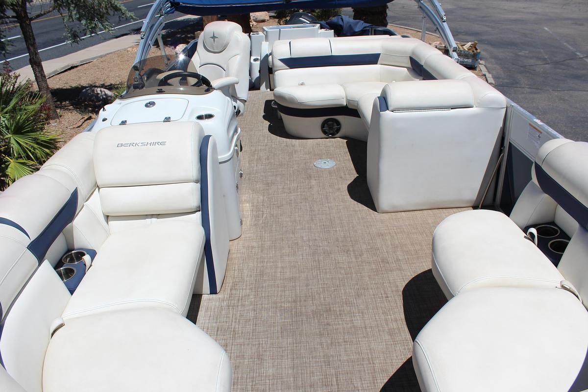 Used 2020 Berkshire 25 STS RearFish Tritoon