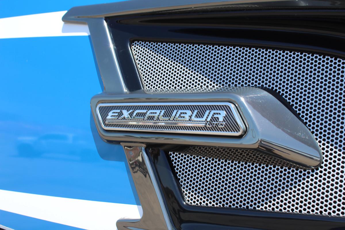 Used 2023 Avalon Excaliber LTD Elite Windsheild