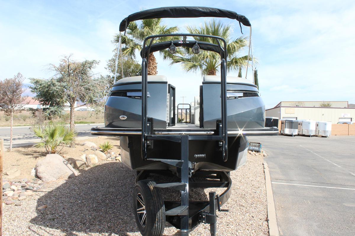 Used 2022 Montara SURF BOSS 2.0 25