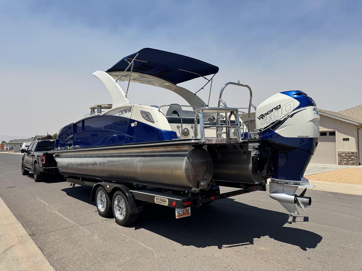Used 2018 Harris CROWNE 250 DL