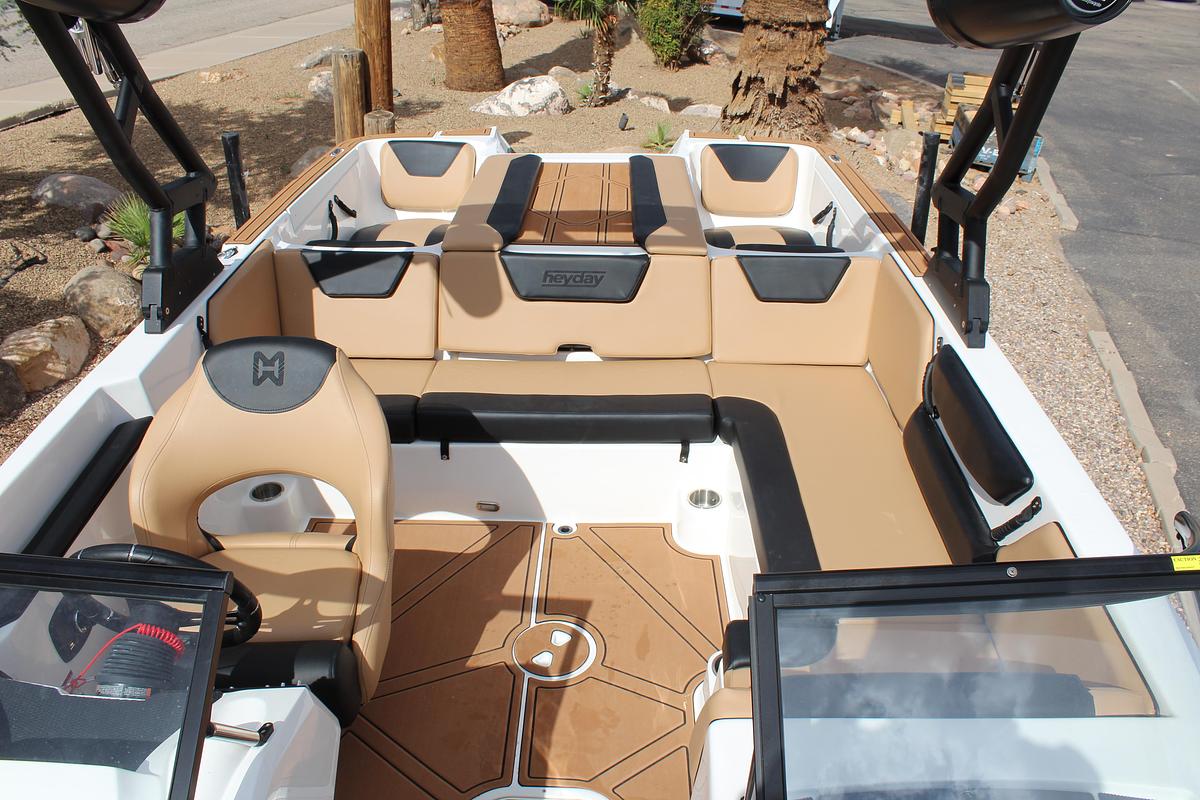 2026 Heyday Wake Boats Wt2 DC