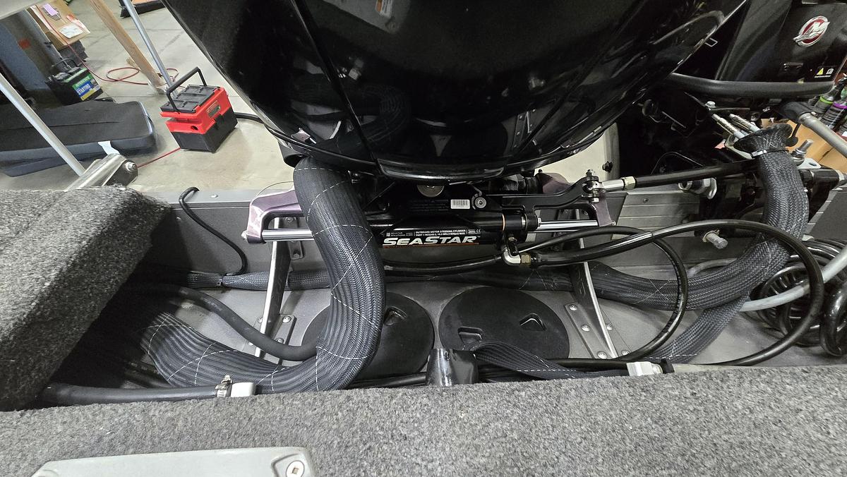 Used 2018 Lund 1875 Impact XS Sport