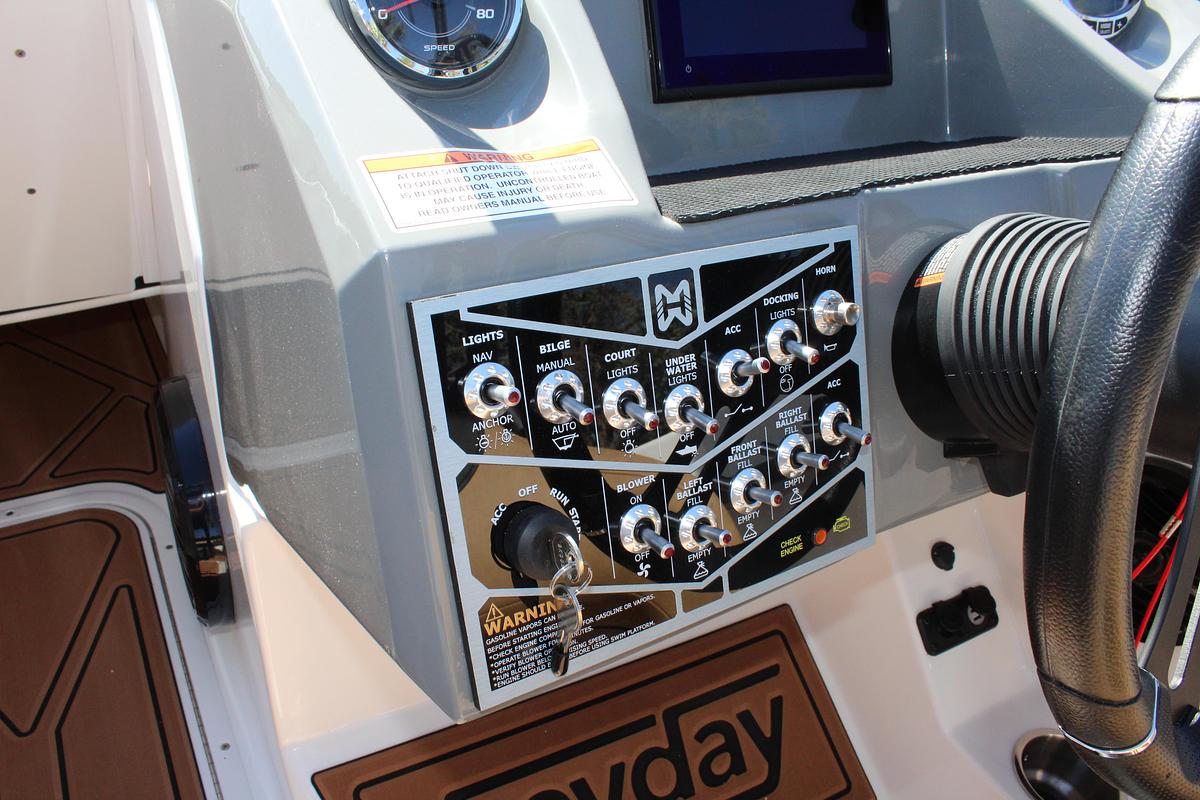 Heyday Wake Boats WTSURF