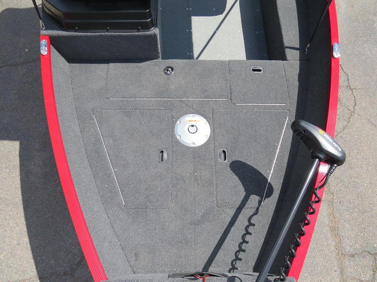 2025 Lund 1650 Angler SS