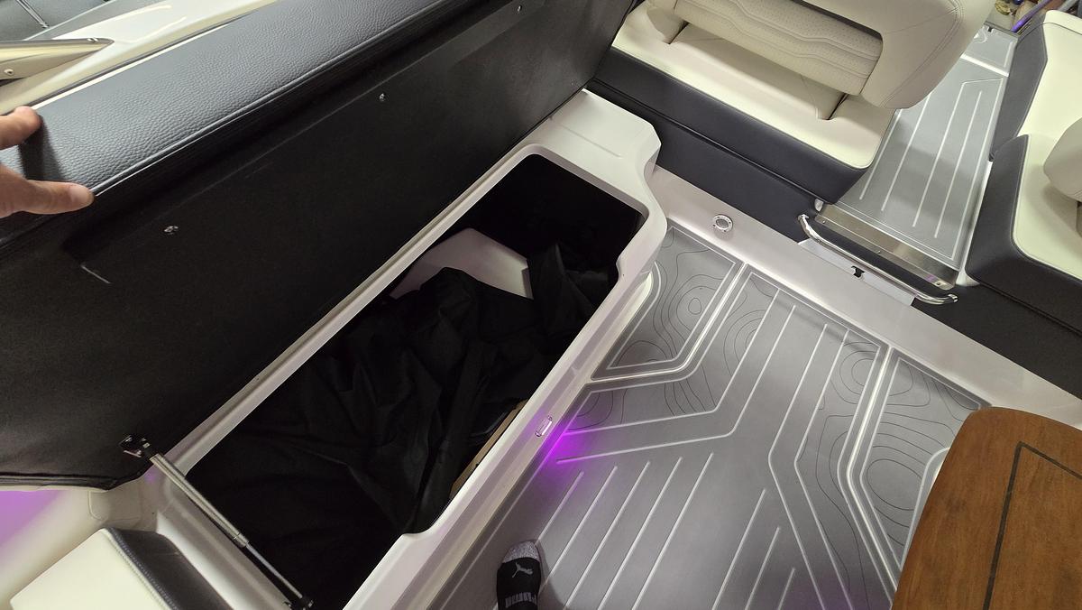 2025 Regal LS9 Surf Ultimate