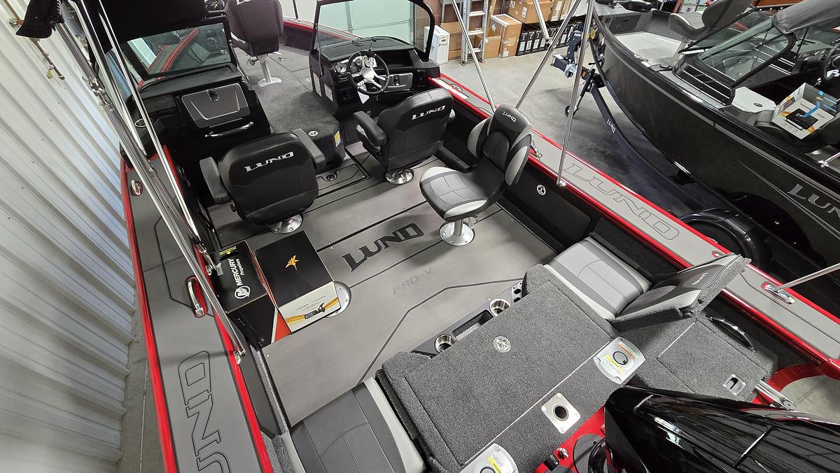 2026 Lund 1975 Pro V Sport