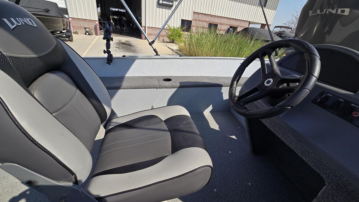 Used 2017 Lund 1600 Fury SS