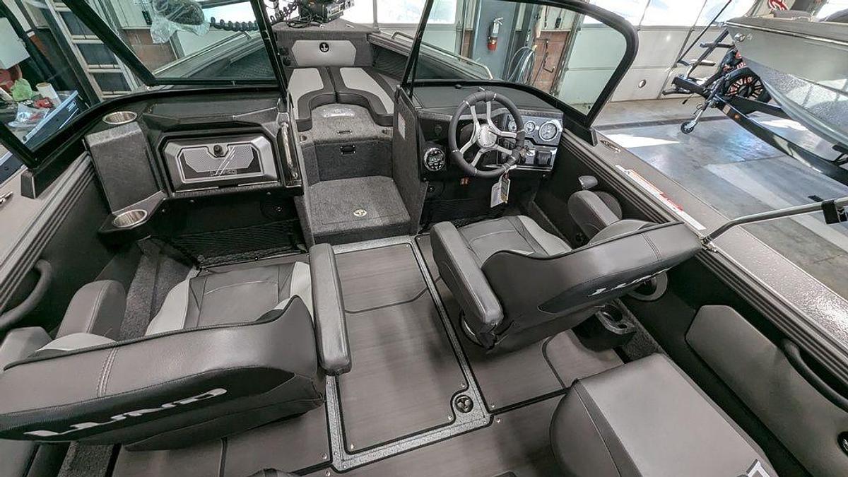 2025 Lund 1875 Tyee Sport