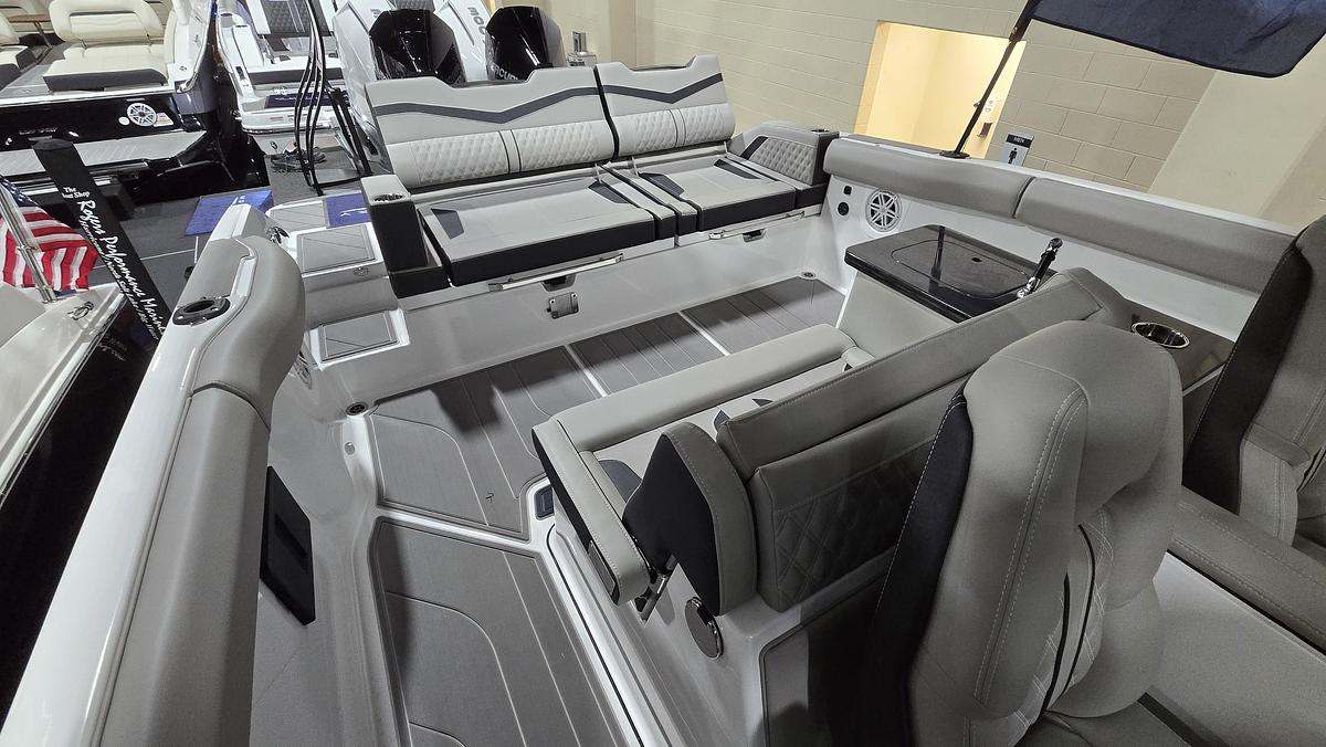 2026 Monterey Elite 30 OB