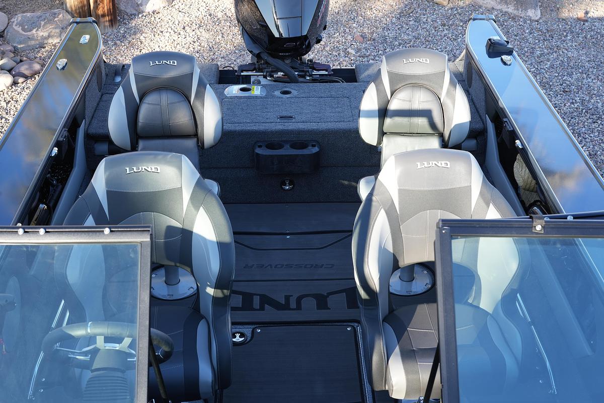 Used 2023 Lund 1875 Crossover XS Sport