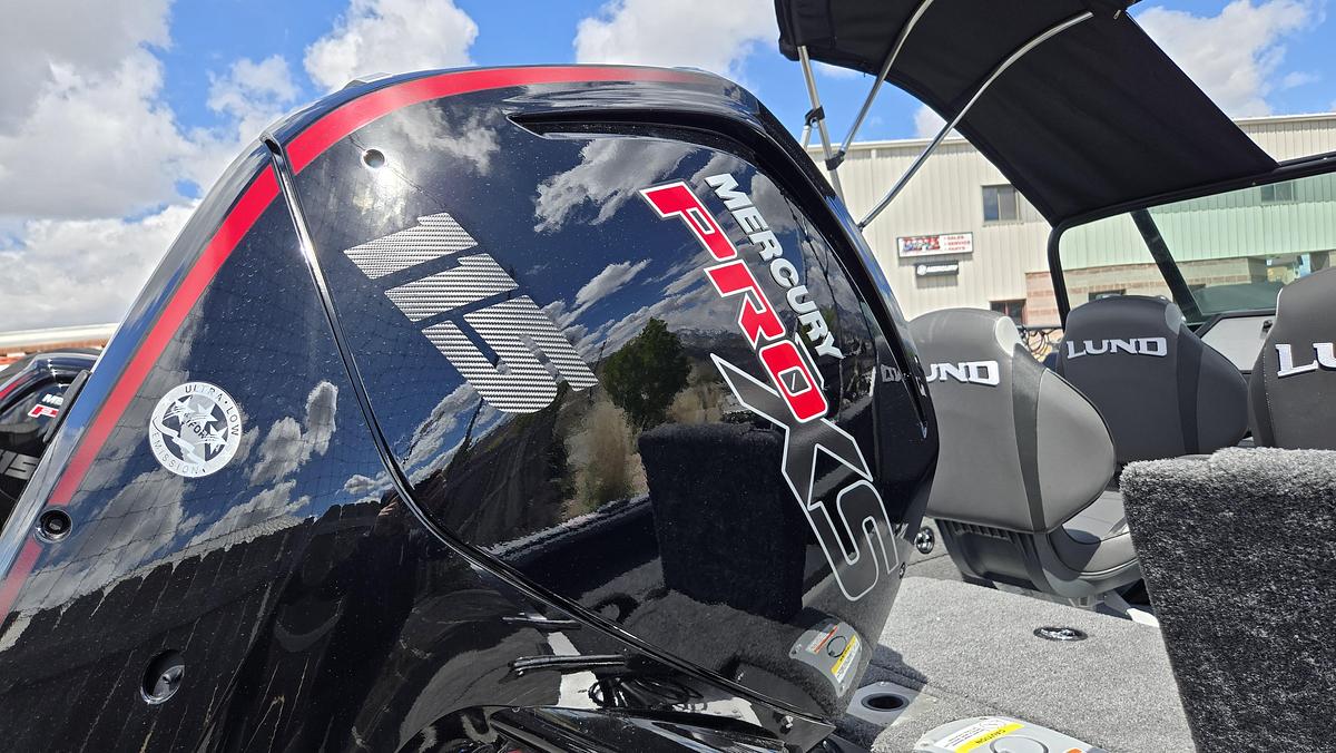 2026 Lund 1775 Impact XS Sport