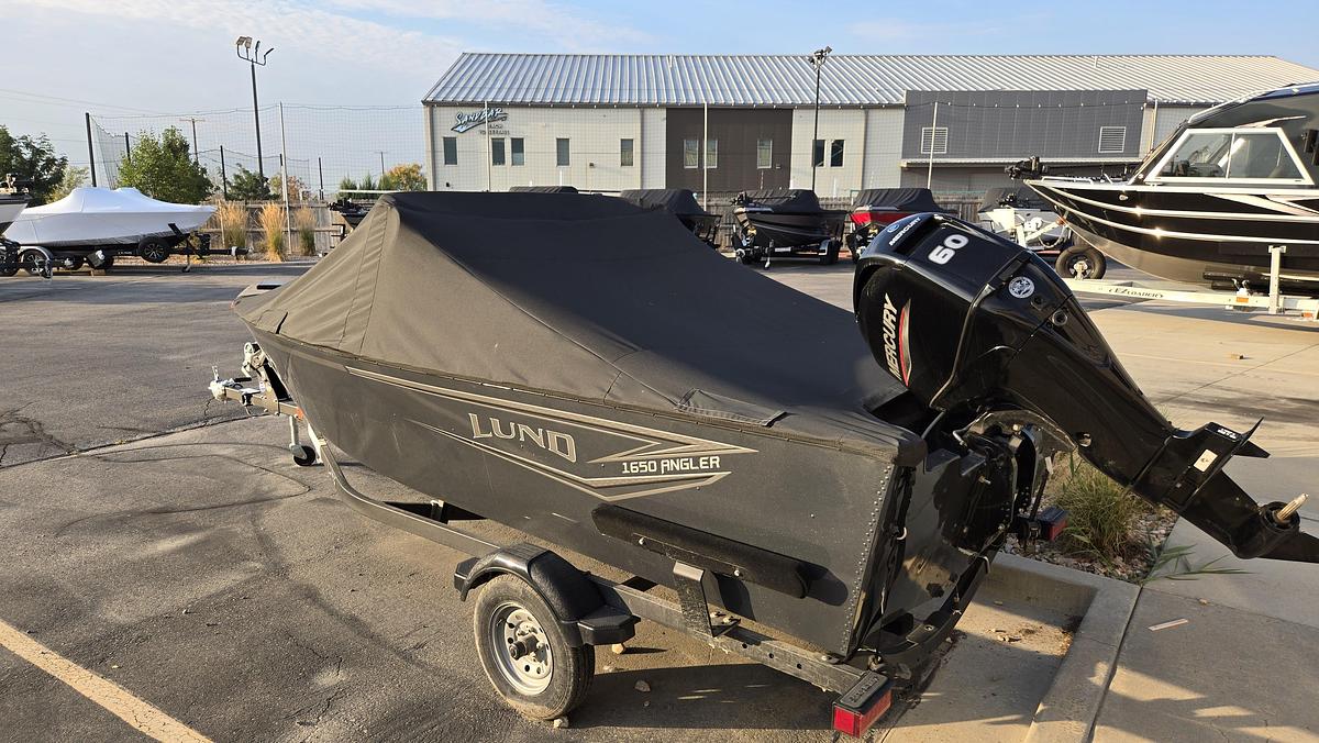 2024 Lund 1650 Angler Sport