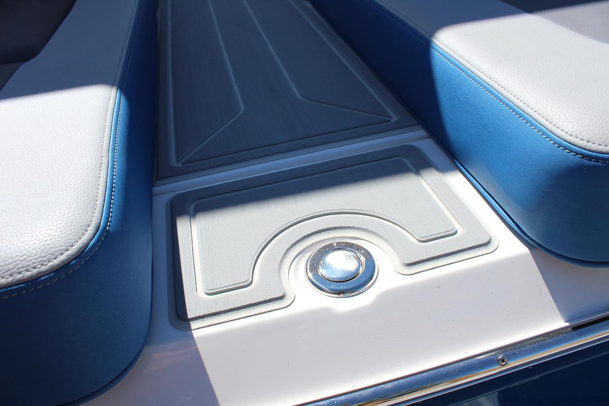 2026 Regal LS6 SURF ULTIMATE