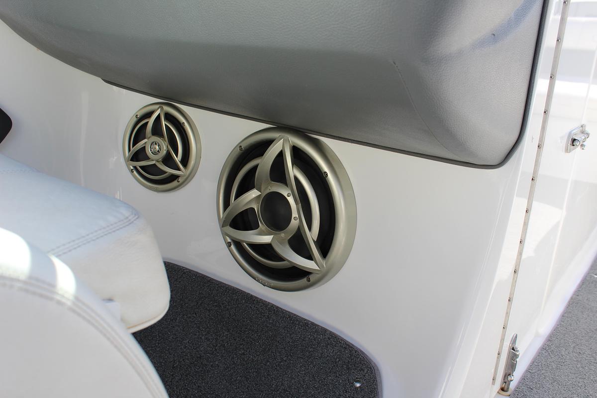 Used 2007 Cobalt 222 BR