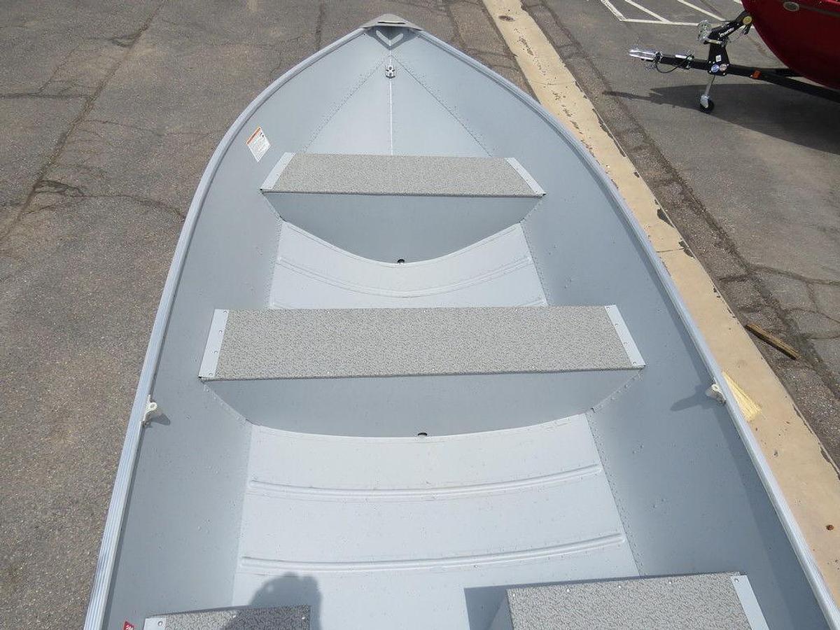 2025 Lund WC-14 Tiller