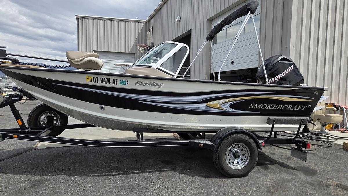 Used 2010 Smokercraft 162 Pro Mag