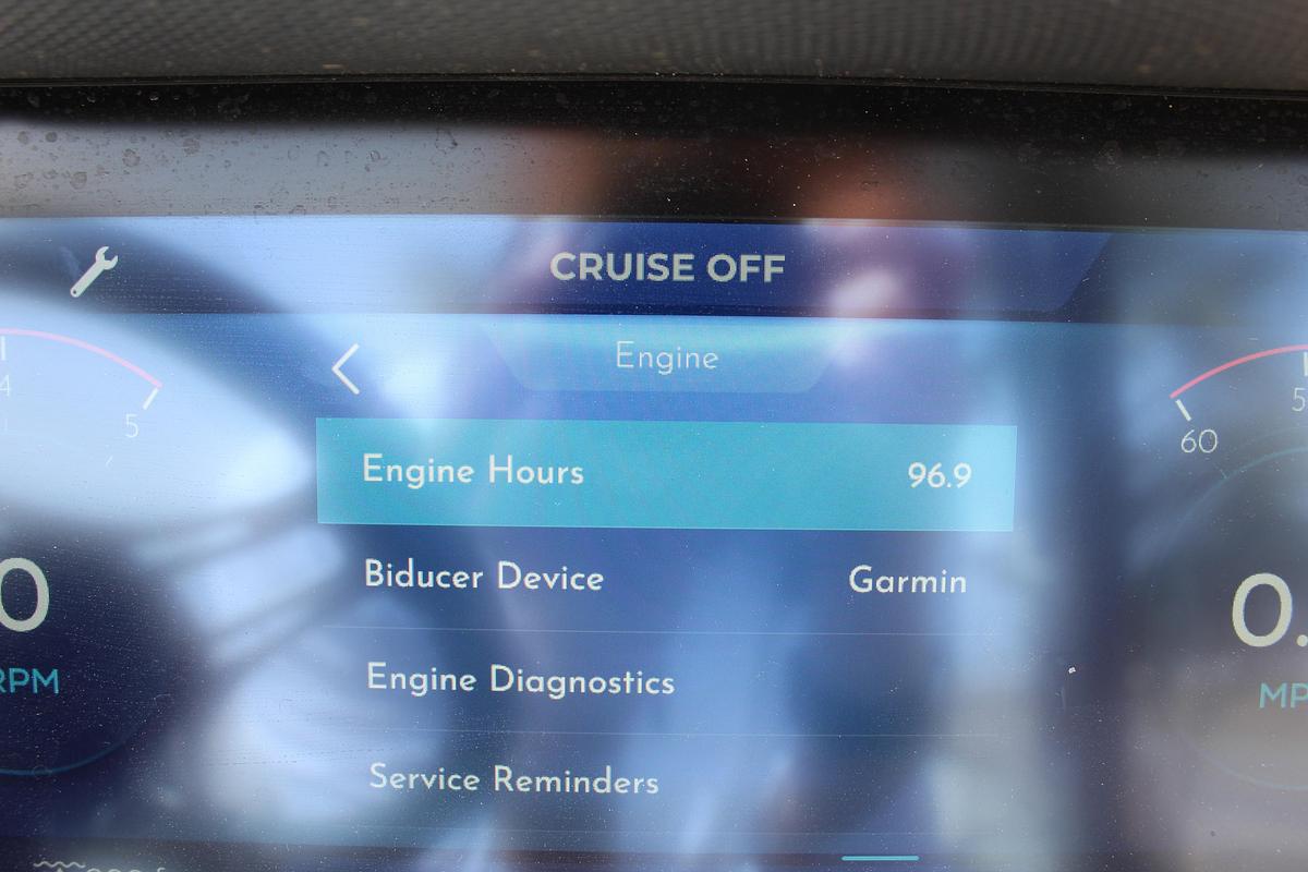 Used 2022 Montara SURF BOSS 2.0 25