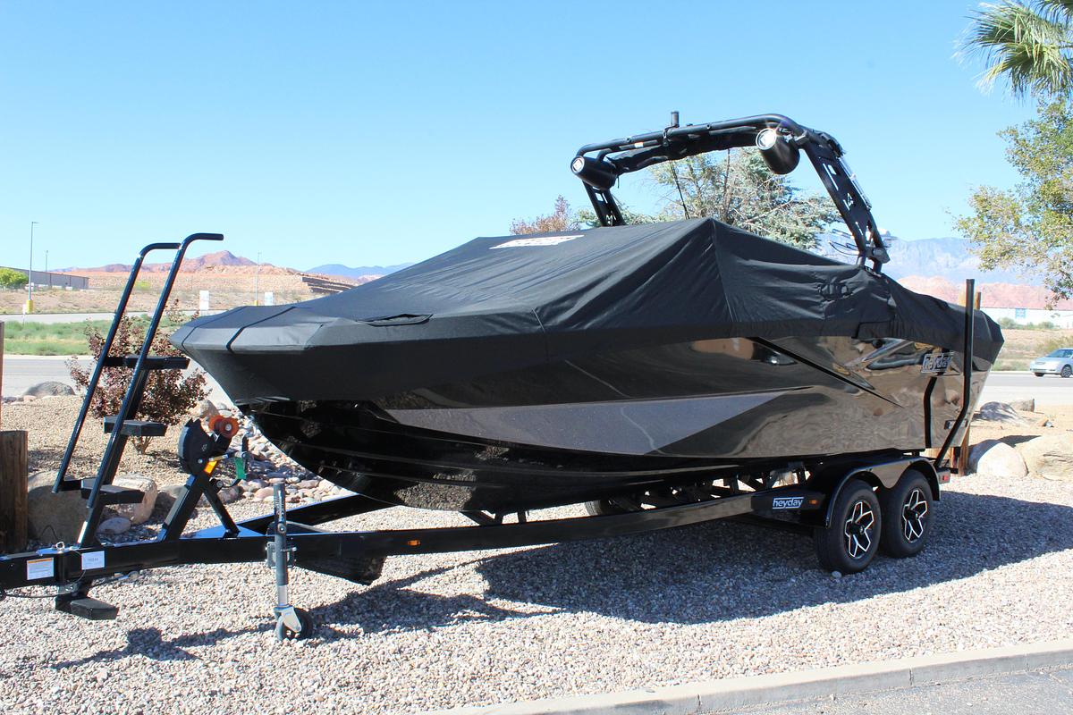 2026 Heyday Wake Boats H22