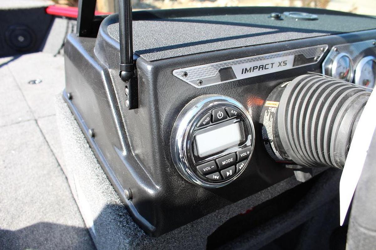 2025 Lund 1875 Impact XS Sport