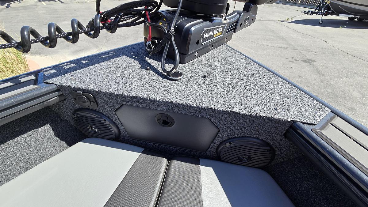 2026 Lund 1875 Crossover XS Sport