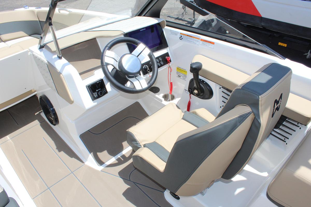2027 Heyday Wake Boats H22