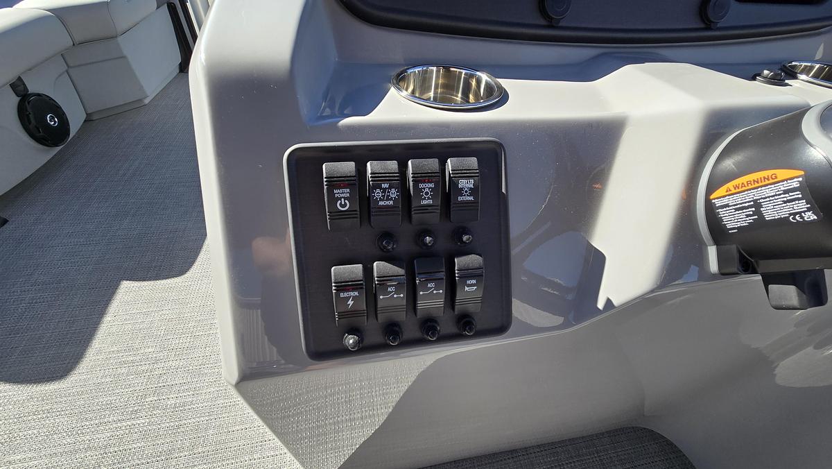 2026 Bentley Pontoons 203 Bolt