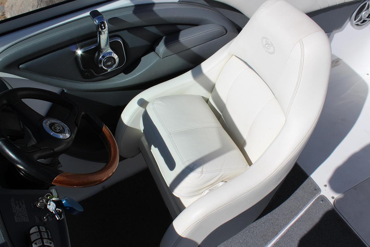 Used 2007 Cobalt 222 BR