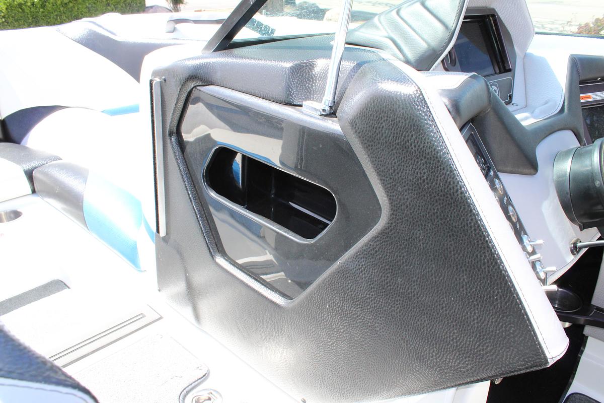 Used 2015 Centurion  FS44