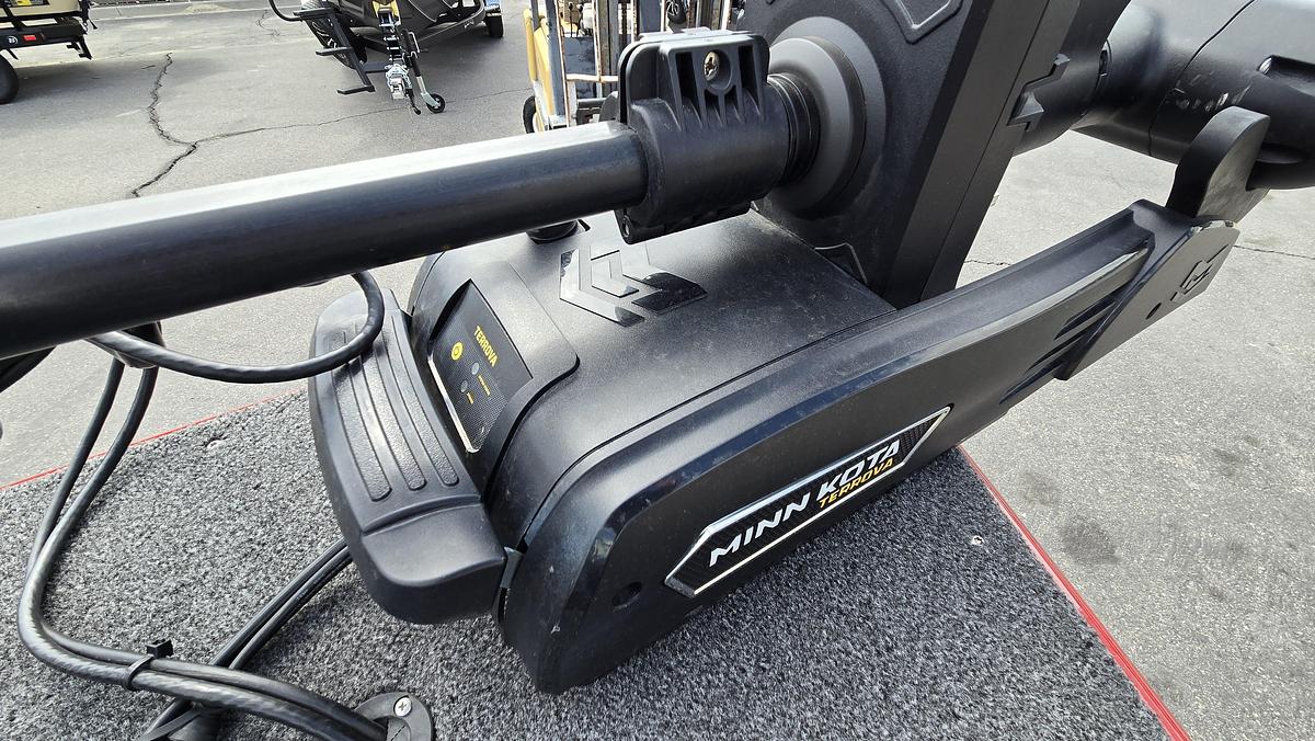 Used 2025 Lund 1775 Impact XS Sport