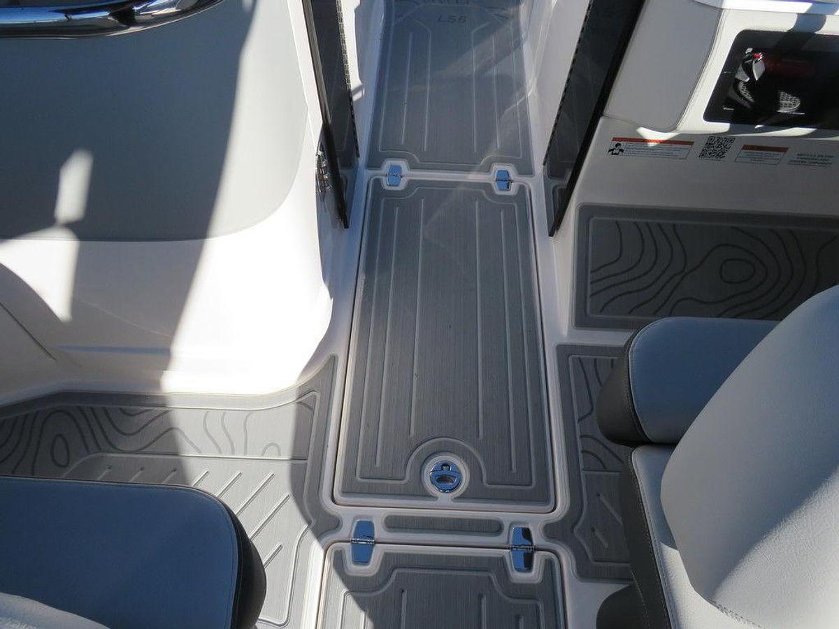 2025 Regal LS6 SURF ULTIMATE