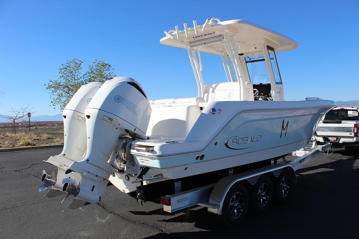 Used 2020 ROBALO R272
