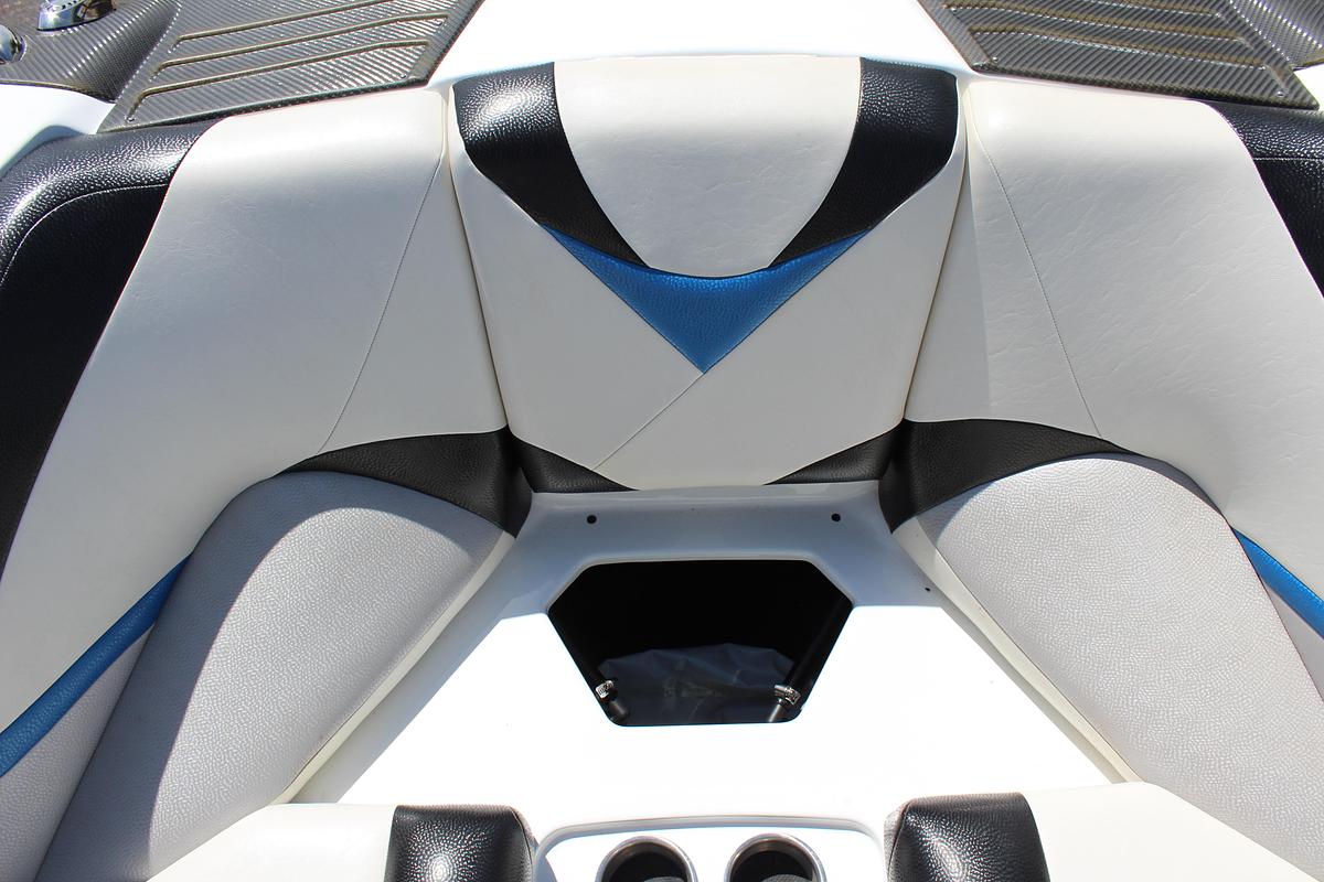 Used 2015 Centurion  FS44