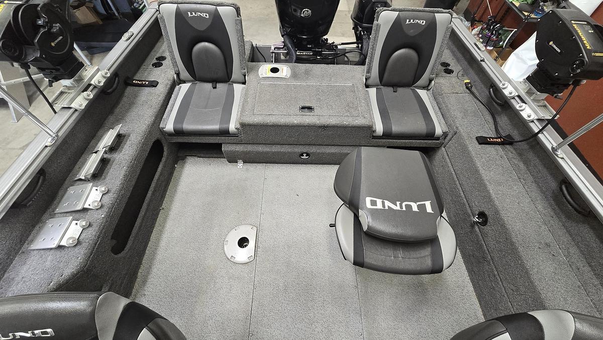 Used 2018 Lund 1875 Impact XS Sport