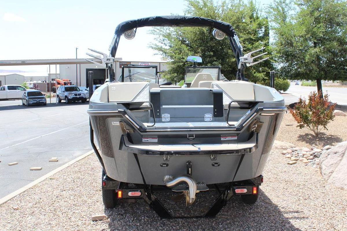 2025 Heyday Wake Boats H22