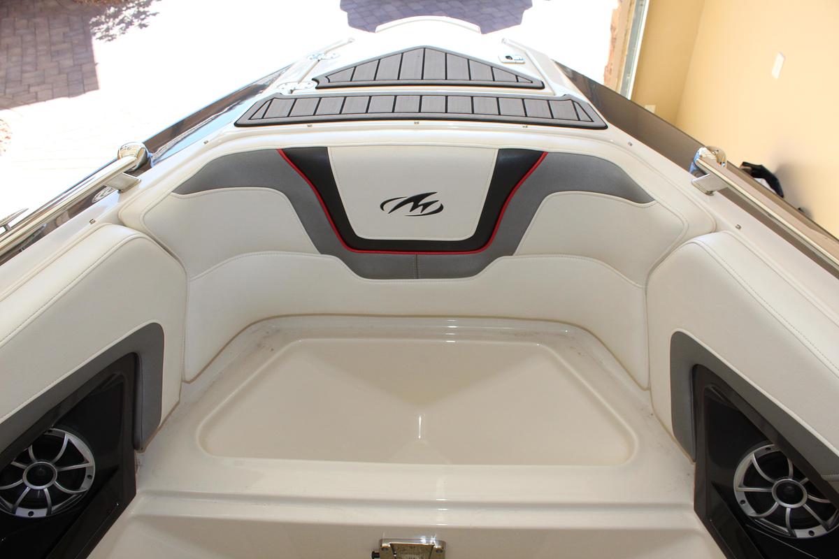 Used 2014 Monterey 288SS