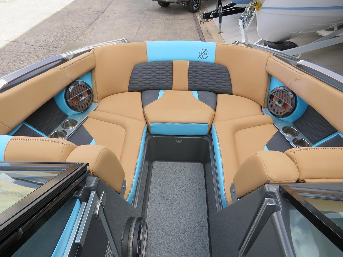 Used 2020 Mastercraft X22