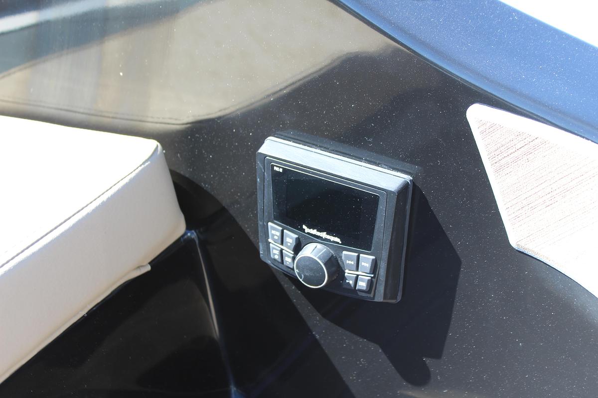 Heyday Wake Boats H22