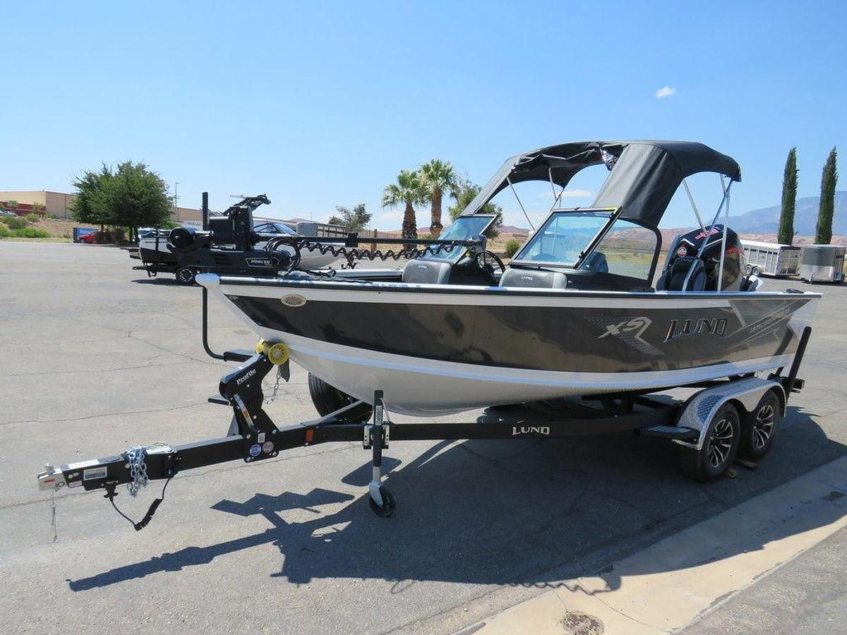 2025 Lund 1875 Crossover XS Sport