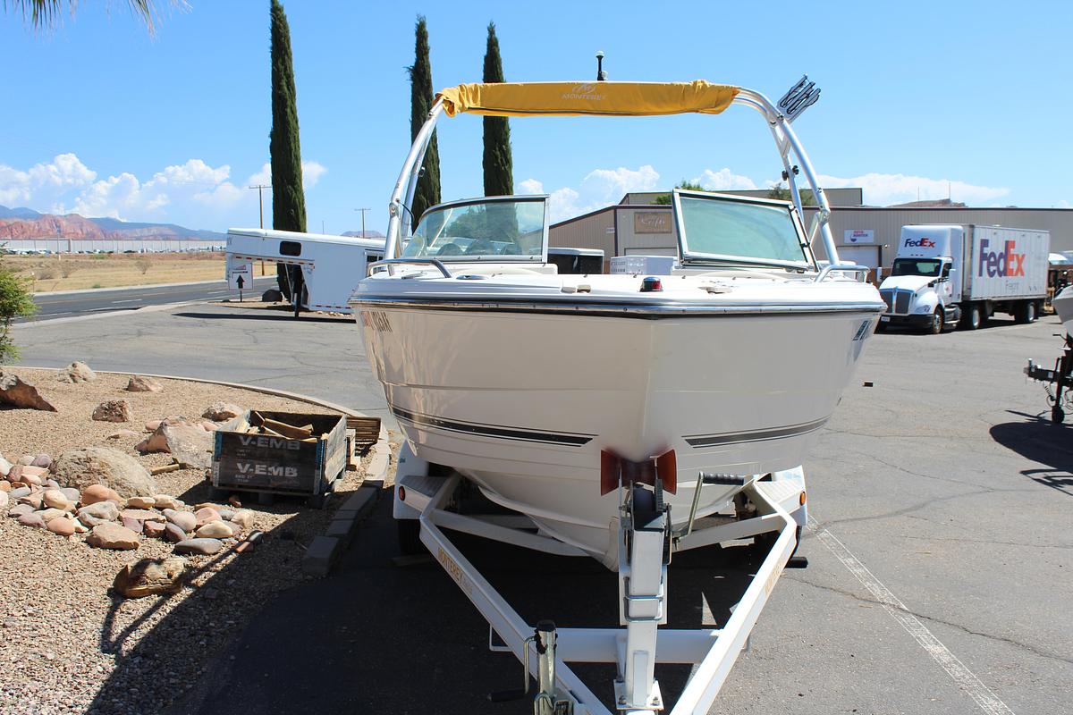 Used 2008 Monterey 214fs