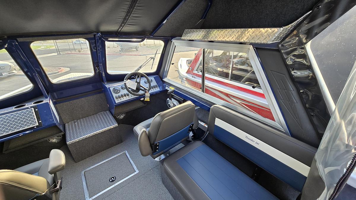 2025 Thunder Jet 185 Luxor 