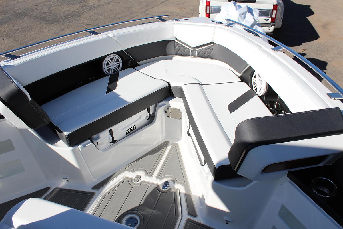 2026 Monterey Elite 30 OB