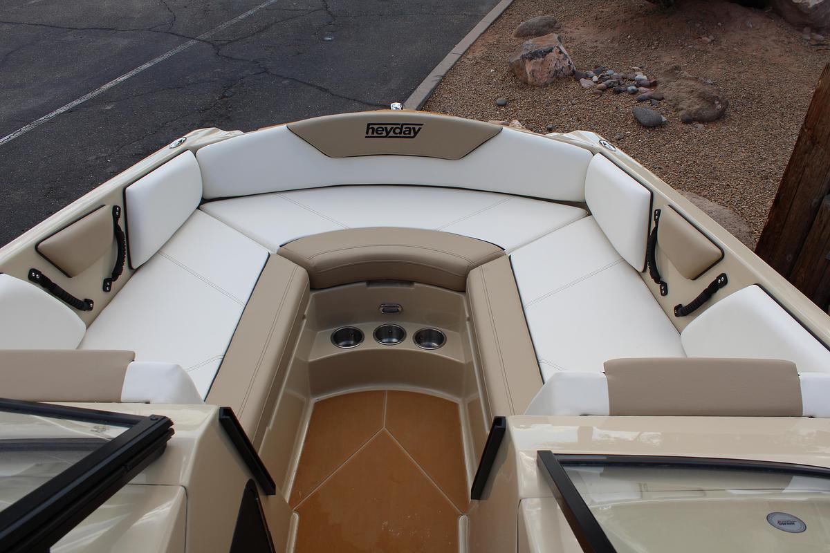 2026 Heyday Wake Boats WTSURF