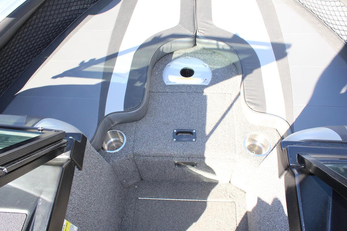 Used 2022 Lund 1975 Tyee Sport