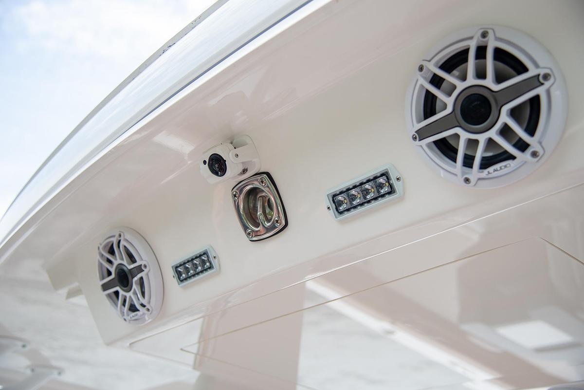 Used Regal 38 Surf (2026 Utah Boat Show Display Boat)