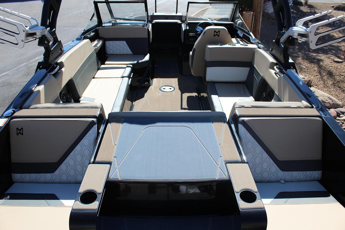 2026 Heyday Wake Boats H22