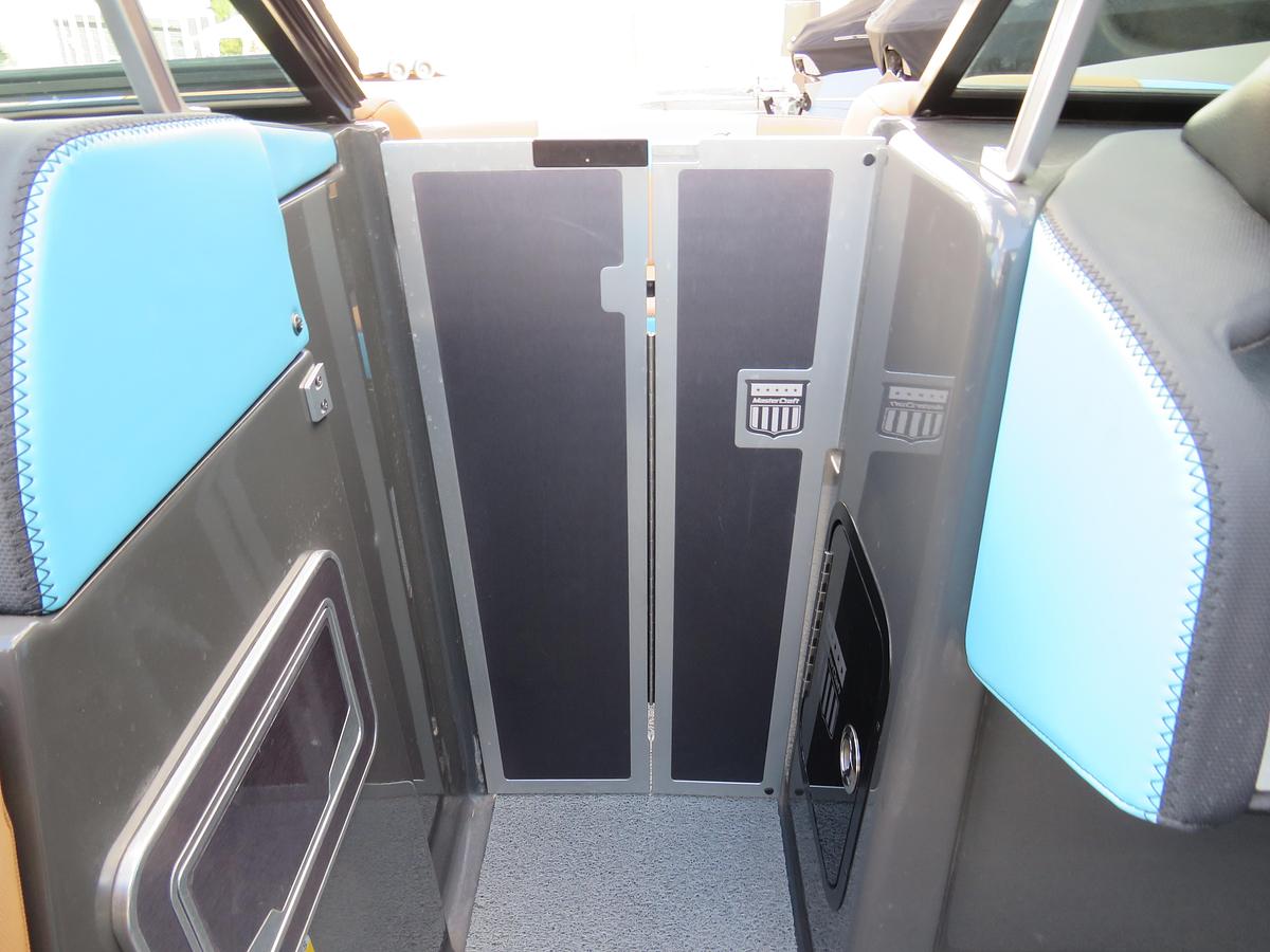 Used 2020 Mastercraft X22