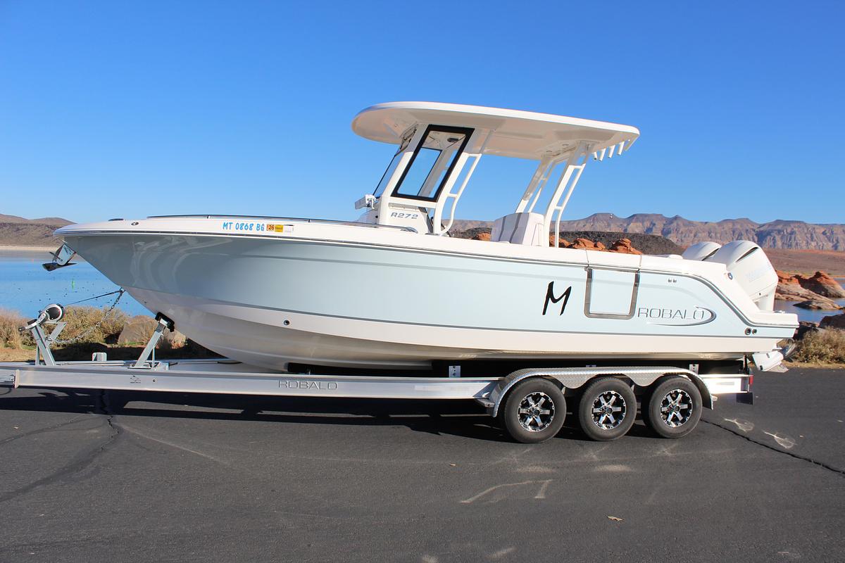 Used 2020 ROBALO R272