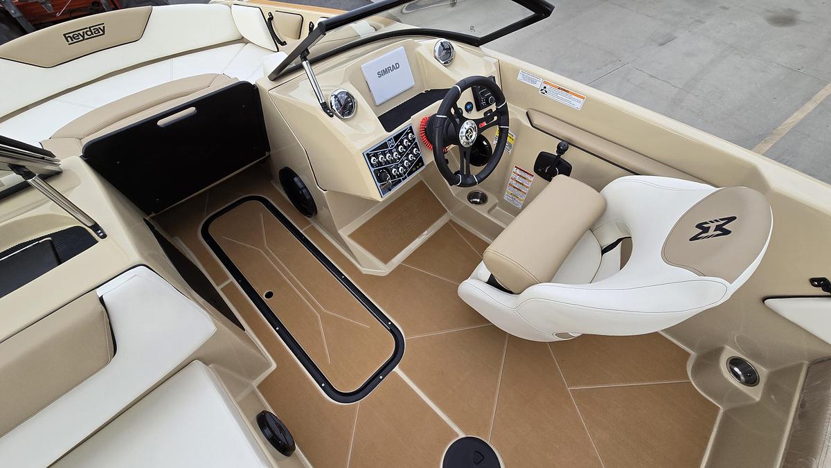 2026 Heyday Wake Boats Wt2 DC