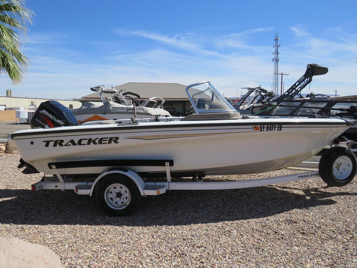 Used 2002 Tracker Tundra 18
