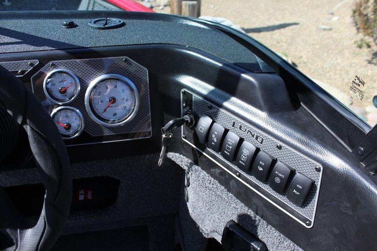 2025 Lund 1875 Impact XS Sport